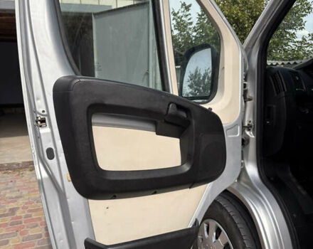 Серый Пежо Boxer, объемом двигателя 2.2 л и пробегом 90 тыс. км за 15000 $, фото 9 на Automoto.ua
