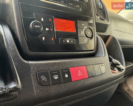 Сірий Пежо Boxer, об'ємом двигуна 2 л та пробігом 240 тис. км за 21900 $, фото 29 на Automoto.ua