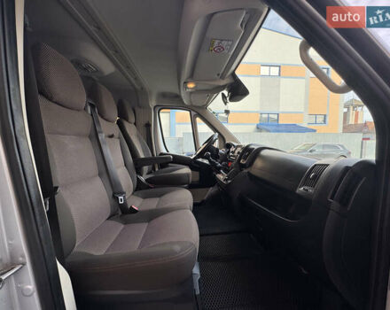 Сірий Пежо Boxer, об'ємом двигуна 2 л та пробігом 240 тис. км за 21900 $, фото 32 на Automoto.ua