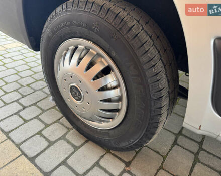 Сірий Пежо Boxer, об'ємом двигуна 2 л та пробігом 240 тис. км за 21900 $, фото 13 на Automoto.ua