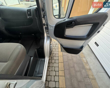 Сірий Пежо Boxer, об'ємом двигуна 2 л та пробігом 240 тис. км за 21900 $, фото 37 на Automoto.ua