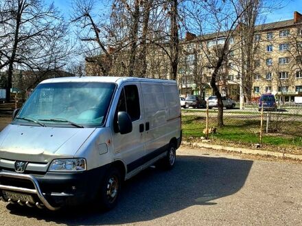 Сірий Пежо Boxer, об'ємом двигуна 2.8 л та пробігом 300 тис. км за 3350 $, фото 1 на Automoto.ua