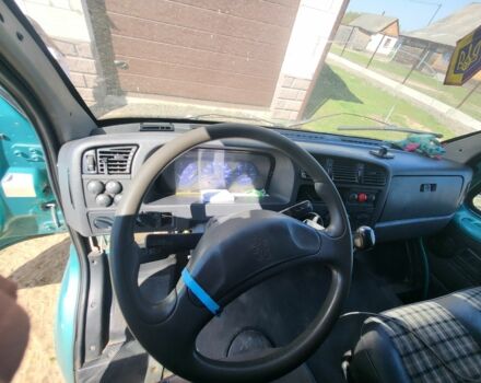 Зеленый Пежо Boxer, объемом двигателя 2.5 л и пробегом 300 тыс. км за 2000 $, фото 2 на Automoto.ua