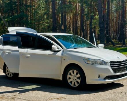 Білий Пежо Інша, об'ємом двигуна 1.2 л та пробігом 146 тис. км за 6699 $, фото 10 на Automoto.ua