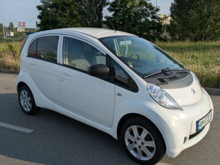 Пежо Другая 2014 в Киеве на Automoto.ua Белый Пежо Другая, объемом двигателя 0 л и пробегом 81 тыс. км за 4500 $, фото 1 на Automoto.ua
