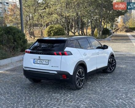 Белый Пежо e-2008, объемом двигателя 0 л и пробегом 113 тыс. км за 15500 $, фото 5 на Automoto.ua