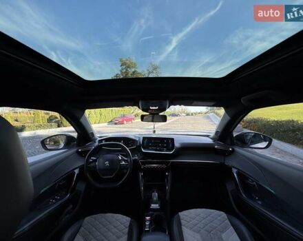 Белый Пежо e-2008, объемом двигателя 0 л и пробегом 113 тыс. км за 15500 $, фото 24 на Automoto.ua