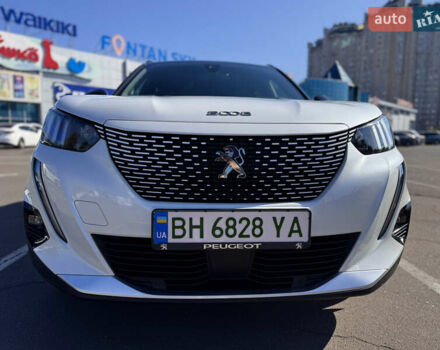 Белый Пежо e-2008, объемом двигателя 0 л и пробегом 173 тыс. км за 16500 $, фото 3 на Automoto.ua