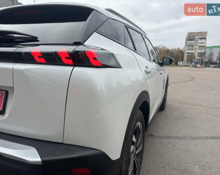 Білий Пежо e-2008, об'ємом двигуна 0 л та пробігом 142 тис. км за 16999 $, фото 8 на Automoto.ua