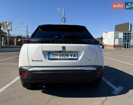 Белый Пежо e-2008, объемом двигателя 0 л и пробегом 173 тыс. км за 16500 $, фото 7 на Automoto.ua