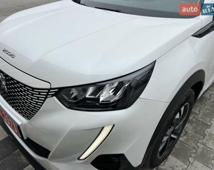 Белый Пежо e-2008, объемом двигателя 0 л и пробегом 131 тыс. км за 15750 $, фото 12 на Automoto.ua