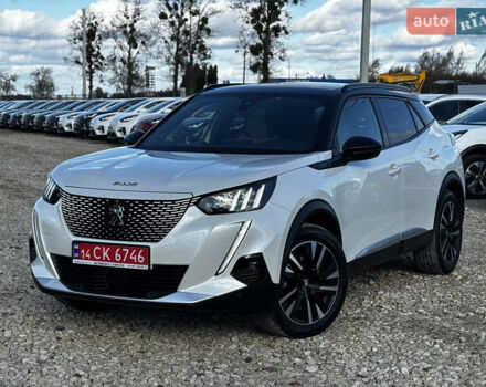 Белый Пежо e-2008, объемом двигателя 0 л и пробегом 122 тыс. км за 16850 $, фото 1 на Automoto.ua