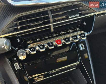 Белый Пежо e-2008, объемом двигателя 0 л и пробегом 122 тыс. км за 16850 $, фото 34 на Automoto.ua