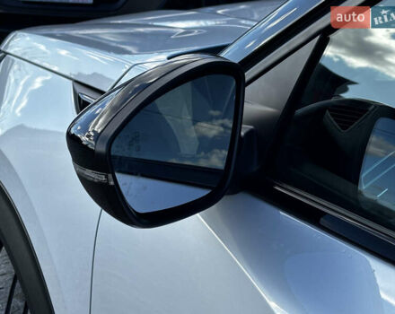 Белый Пежо e-2008, объемом двигателя 0 л и пробегом 122 тыс. км за 16850 $, фото 14 на Automoto.ua