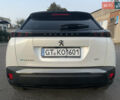 Белый Пежо e-2008, объемом двигателя 0 л и пробегом 154 тыс. км за 16150 $, фото 8 на Automoto.ua