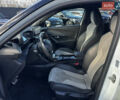 Белый Пежо e-2008, объемом двигателя 0 л и пробегом 122 тыс. км за 16850 $, фото 16 на Automoto.ua