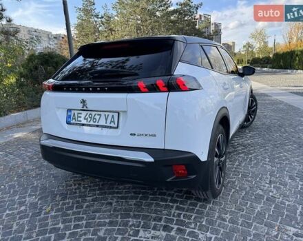 Белый Пежо e-2008, объемом двигателя 0 л и пробегом 113 тыс. км за 15500 $, фото 7 на Automoto.ua