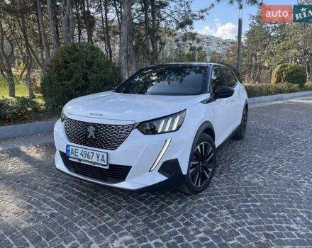 Белый Пежо e-2008, объемом двигателя 0 л и пробегом 113 тыс. км за 15500 $, фото 10 на Automoto.ua