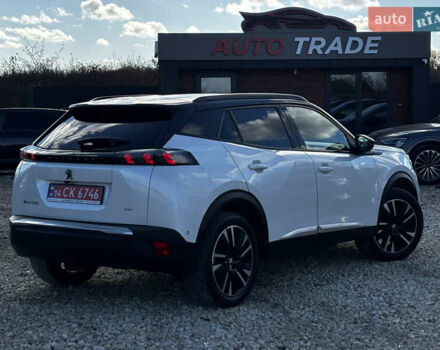 Белый Пежо e-2008, объемом двигателя 0 л и пробегом 122 тыс. км за 16850 $, фото 7 на Automoto.ua