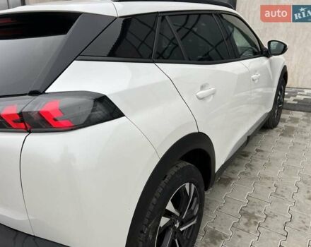 Белый Пежо e-2008, объемом двигателя 0 л и пробегом 131 тыс. км за 15750 $, фото 16 на Automoto.ua