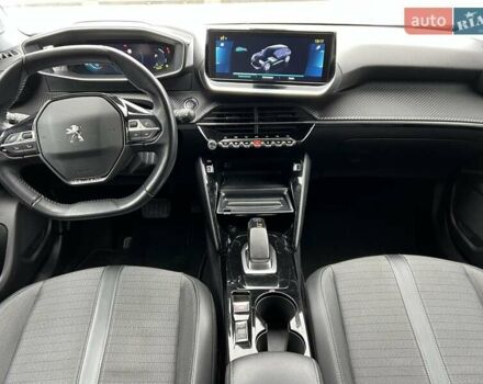Белый Пежо e-2008, объемом двигателя 0 л и пробегом 131 тыс. км за 15750 $, фото 21 на Automoto.ua