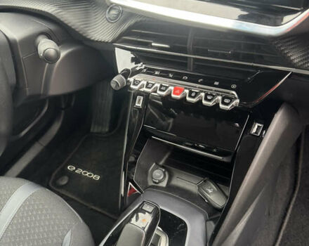 Білий Пежо e-2008, об'ємом двигуна 0 л та пробігом 142 тис. км за 16999 $, фото 45 на Automoto.ua