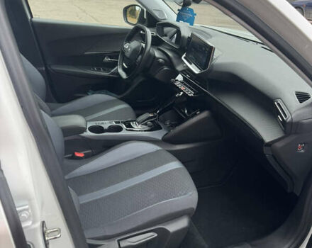 Білий Пежо e-2008, об'ємом двигуна 0 л та пробігом 142 тис. км за 16999 $, фото 42 на Automoto.ua