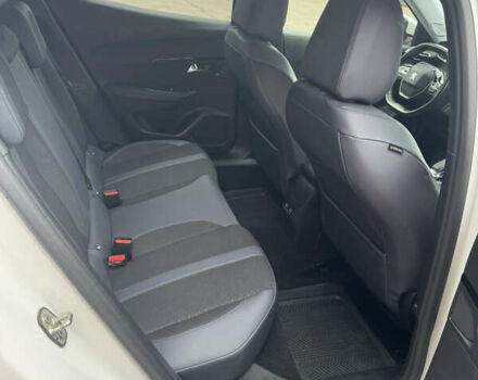 Білий Пежо e-2008, об'ємом двигуна 0 л та пробігом 142 тис. км за 16999 $, фото 39 на Automoto.ua