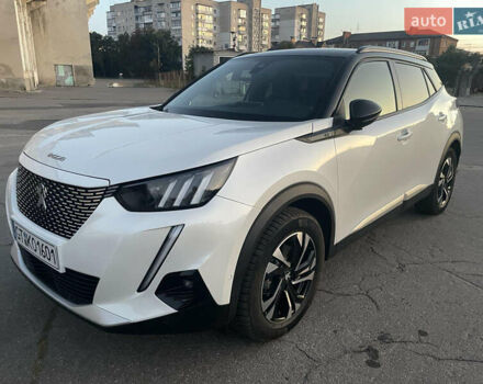 Белый Пежо e-2008, объемом двигателя 0 л и пробегом 154 тыс. км за 16150 $, фото 19 на Automoto.ua
