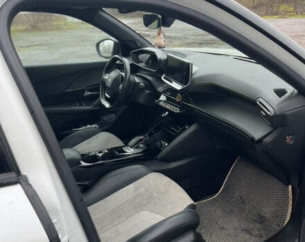 Білий Пежо e-2008, об'ємом двигуна 0 л та пробігом 67 тис. км за 15500 $, фото 8 на Automoto.ua