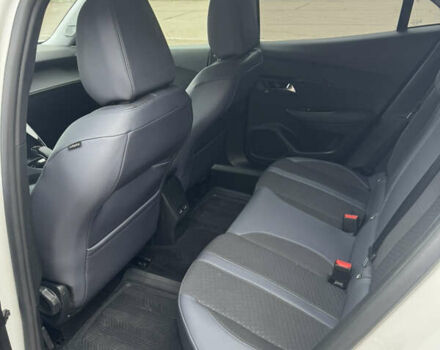 Білий Пежо e-2008, об'ємом двигуна 0 л та пробігом 142 тис. км за 16999 $, фото 29 на Automoto.ua