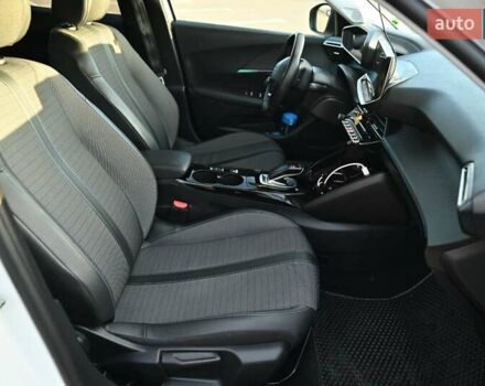 Білий Пежо e-2008, об'ємом двигуна 0 л та пробігом 114 тис. км за 16000 $, фото 44 на Automoto.ua