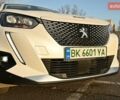 Білий Пежо e-2008, об'ємом двигуна 0 л та пробігом 114 тис. км за 16000 $, фото 48 на Automoto.ua