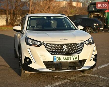 Білий Пежо e-2008, об'ємом двигуна 0 л та пробігом 114 тис. км за 16000 $, фото 24 на Automoto.ua