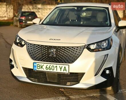 Білий Пежо e-2008, об'ємом двигуна 0 л та пробігом 114 тис. км за 16000 $, фото 19 на Automoto.ua