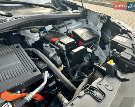 Белый Пежо e-2008, объемом двигателя 0 л и пробегом 165 тыс. км за 14600 $, фото 38 на Automoto.ua