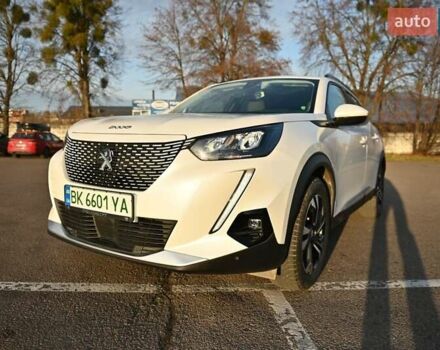 Білий Пежо e-2008, об'ємом двигуна 0 л та пробігом 114 тис. км за 16000 $, фото 3 на Automoto.ua