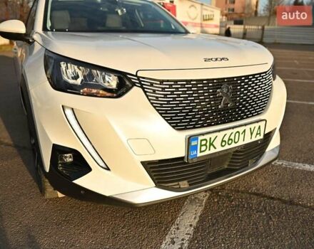 Білий Пежо e-2008, об'ємом двигуна 0 л та пробігом 114 тис. км за 16000 $, фото 22 на Automoto.ua