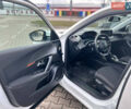 Белый Пежо e-2008, объемом двигателя 0 л и пробегом 165 тыс. км за 14600 $, фото 14 на Automoto.ua