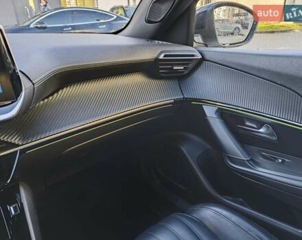 Білий Пежо e-2008, об'ємом двигуна 0 л та пробігом 41 тис. км за 17500 $, фото 14 на Automoto.ua