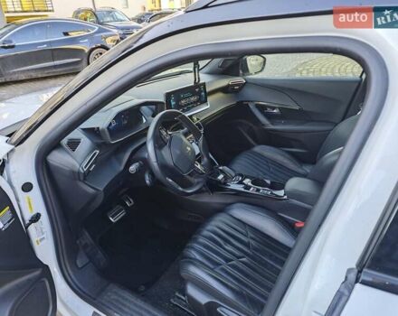 Білий Пежо e-2008, об'ємом двигуна 0 л та пробігом 41 тис. км за 17500 $, фото 7 на Automoto.ua