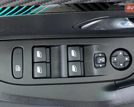 Белый Пежо e-2008, объемом двигателя 0 л и пробегом 107 тыс. км за 16650 $, фото 22 на Automoto.ua