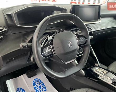 Белый Пежо e-2008, объемом двигателя 0 л и пробегом 107 тыс. км за 16650 $, фото 6 на Automoto.ua