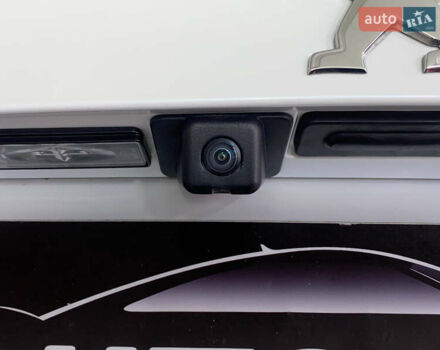 Белый Пежо e-2008, объемом двигателя 0 л и пробегом 107 тыс. км за 16650 $, фото 5 на Automoto.ua