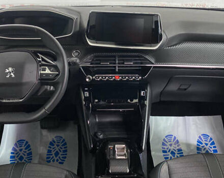 Белый Пежо e-2008, объемом двигателя 0 л и пробегом 107 тыс. км за 16650 $, фото 18 на Automoto.ua