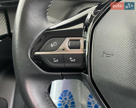 Белый Пежо e-2008, объемом двигателя 0 л и пробегом 107 тыс. км за 16650 $, фото 11 на Automoto.ua