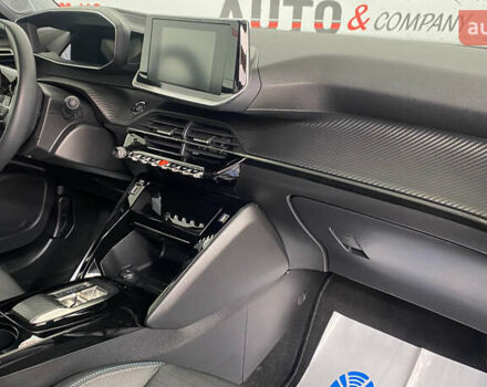 Белый Пежо e-2008, объемом двигателя 0 л и пробегом 107 тыс. км за 16650 $, фото 8 на Automoto.ua