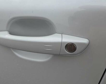 Белый Пежо e-2008, объемом двигателя 0 л и пробегом 38 тыс. км за 21300 $, фото 11 на Automoto.ua