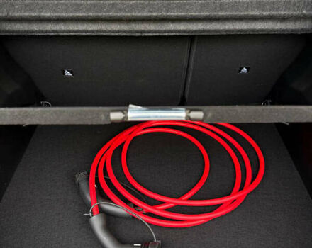 Белый Пежо e-2008, объемом двигателя 0 л и пробегом 3 тыс. км за 27000 $, фото 9 на Automoto.ua