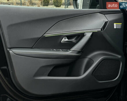 Чорний Пежо e-2008, об'ємом двигуна 0 л та пробігом 75 тис. км за 17800 $, фото 31 на Automoto.ua